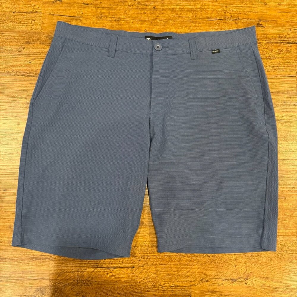 Travis Mathew Blue Beck Performance‎ Casual Golf Chino Shorts Bermudas Men 38x10